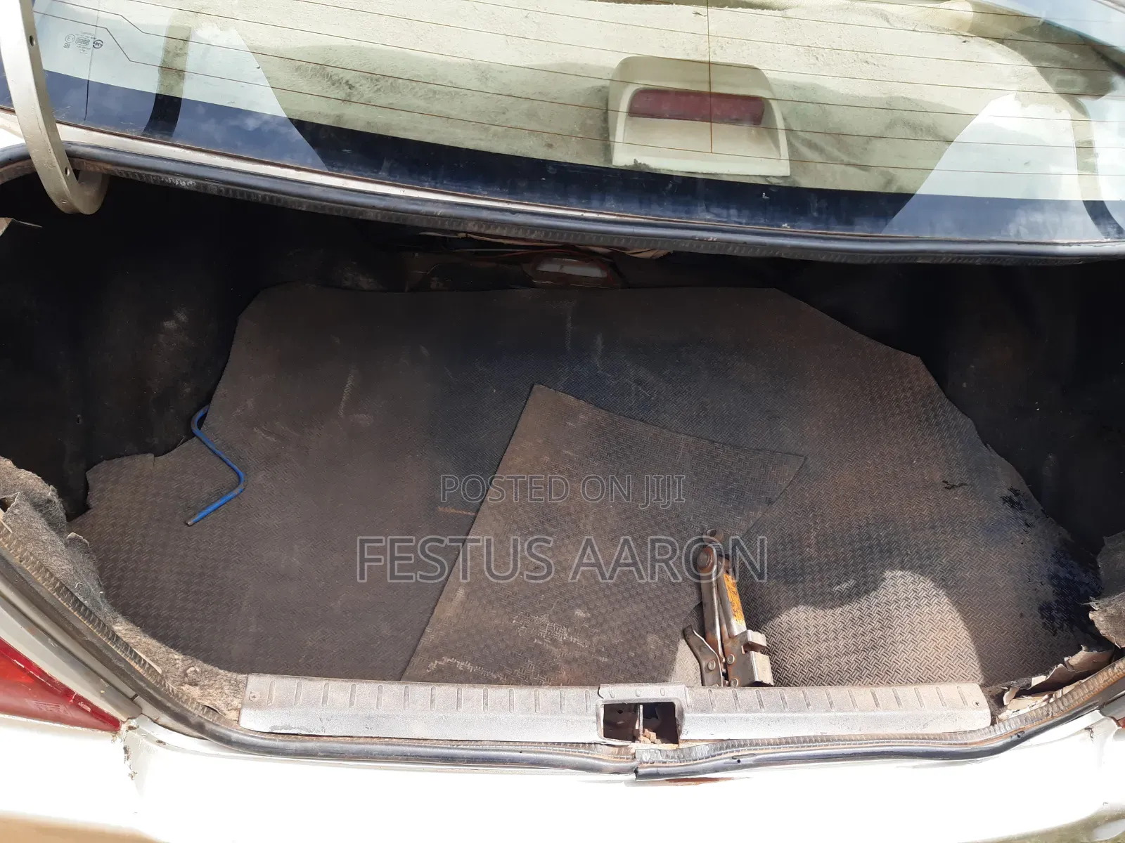 Toyota Corolla 1.5 Sedan Automatic 2002 Beige