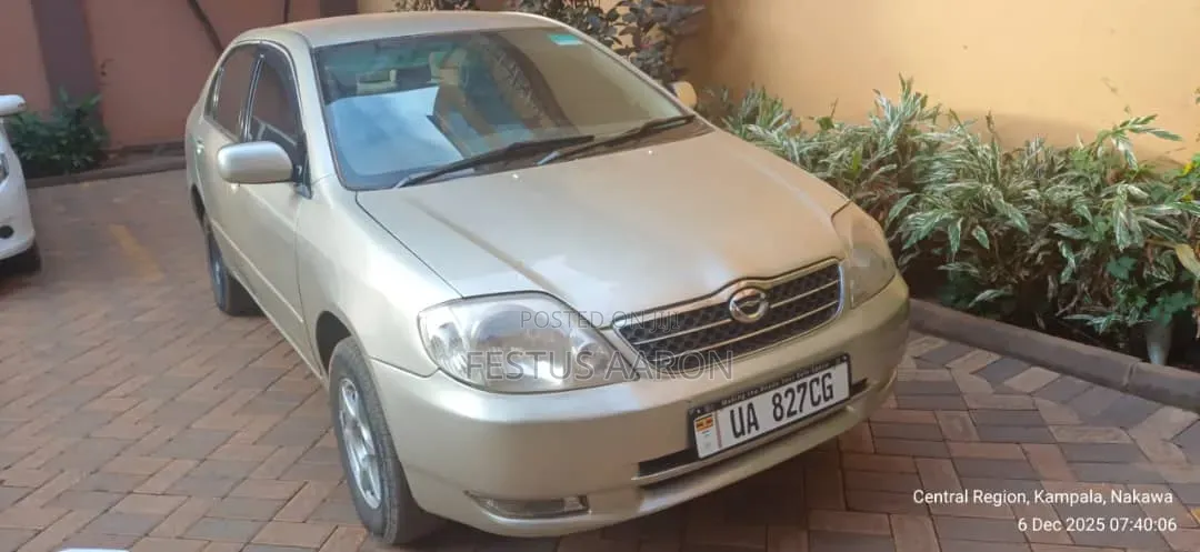 Toyota Corolla 1.5 Sedan Automatic 2002 Beige
