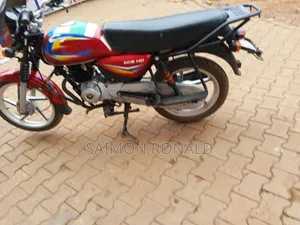 Bajaj Boxer 125 2025 Red