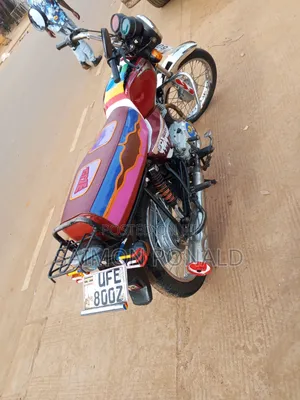 Bajaj Boxer 2020 Red