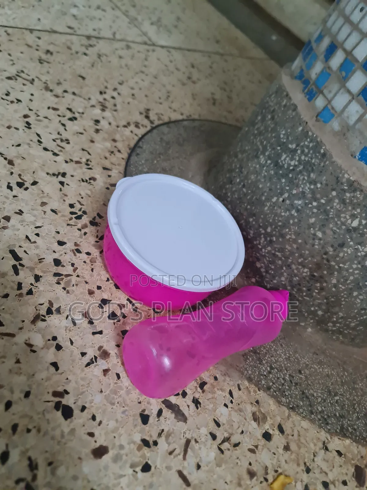 500mls Plastic Kids Bottle and Container