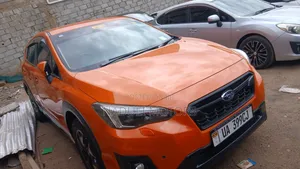Subaru XV 2017 Orange