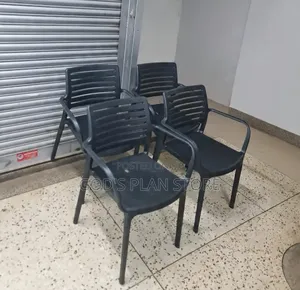 Expendable Plastic Chairs Plastic Chairs