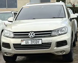 Volkswagen Touareg V6 Executive 2013 White