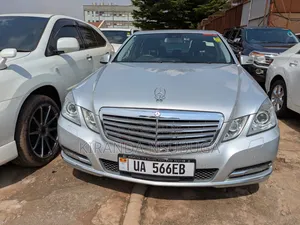 Mercedes-Benz E300 2010 Silver