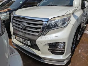 Toyota Land Cruiser Prado 2012 White