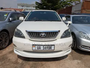 Toyota Harrier 2010 White