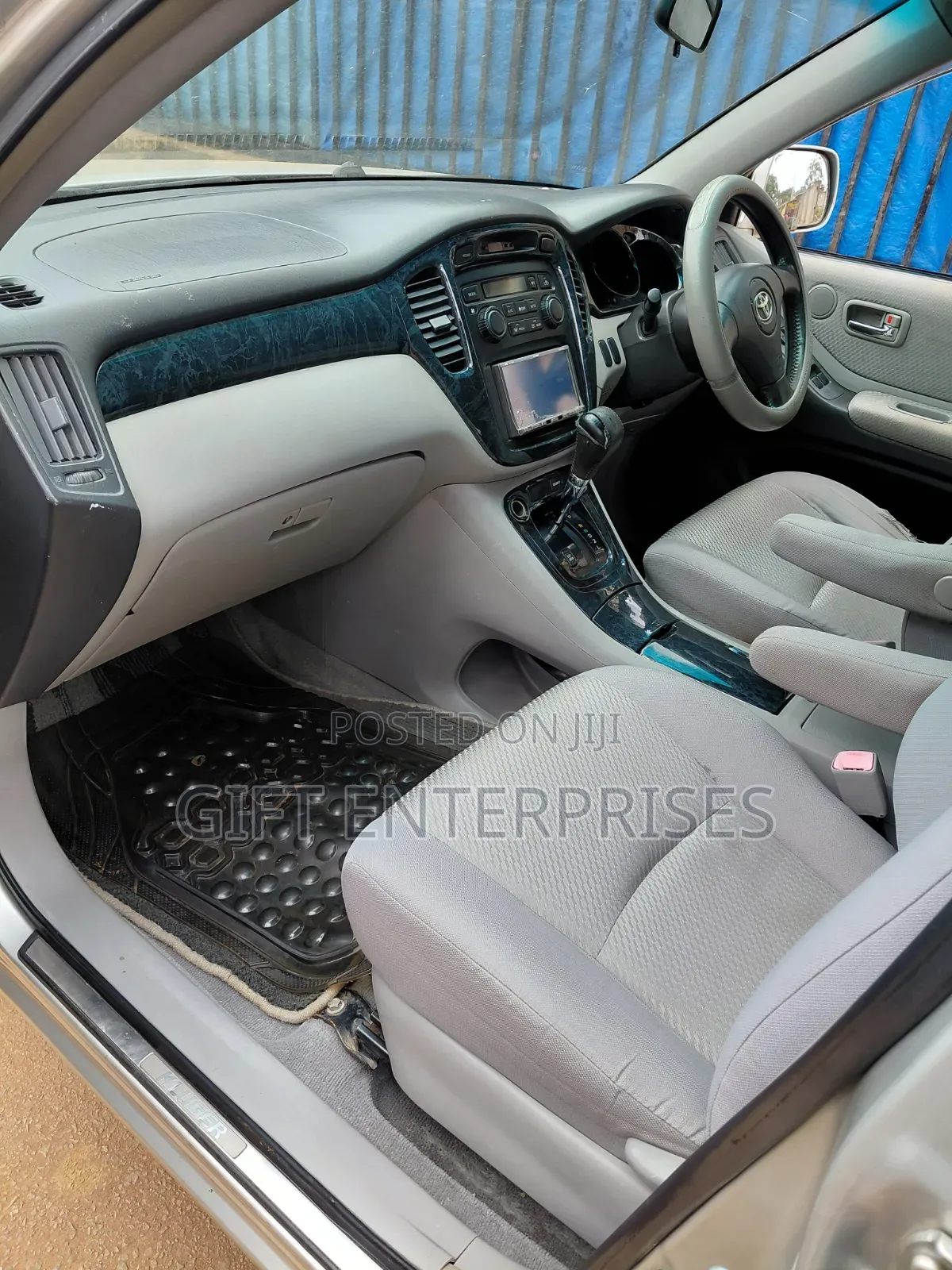 Toyota Kluger 2007 Silver