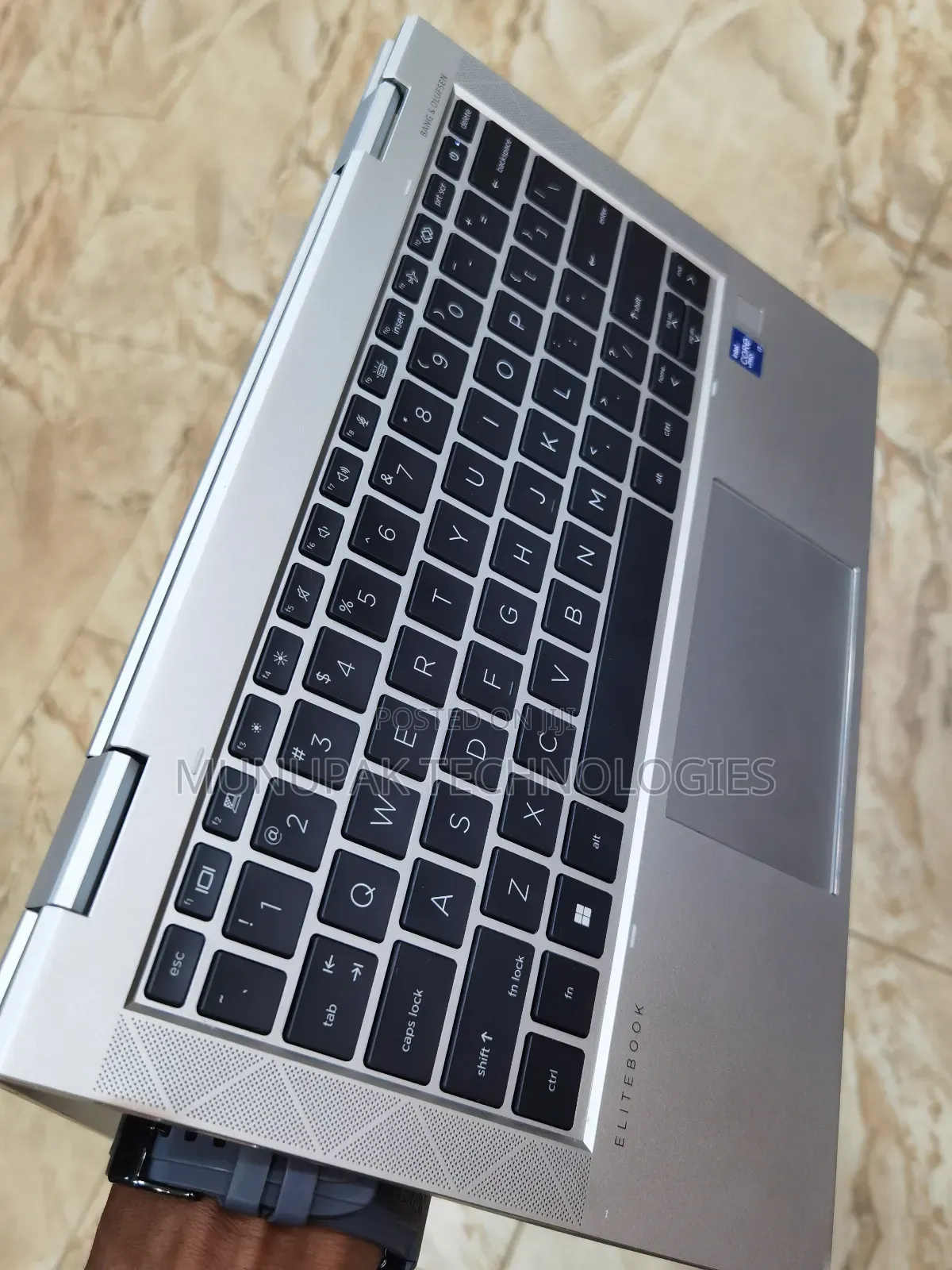 Laptop HP EliteBook 830 G8 16GB Intel Core i7 SSD 512GB