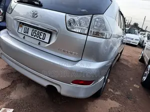 Toyota Harrier 2010 Silver