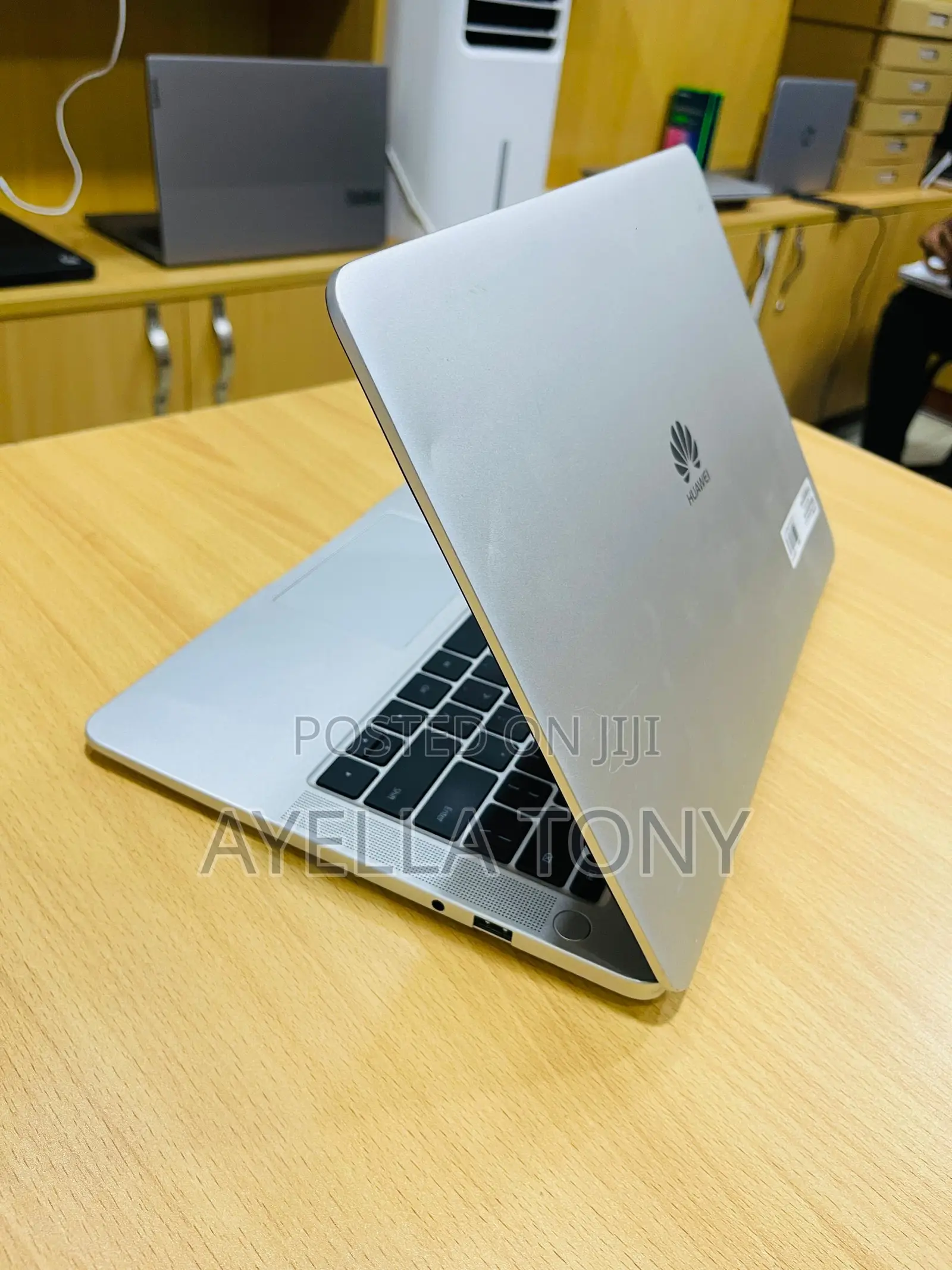 New Laptop Huawei MateBook X Pro 8GB AMD Ryzen 5 SSD 256GB