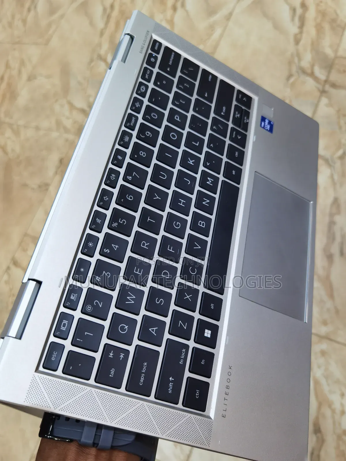 New Laptop HP EliteBook 830 G8 16GB Intel Core i7 SSD 1T