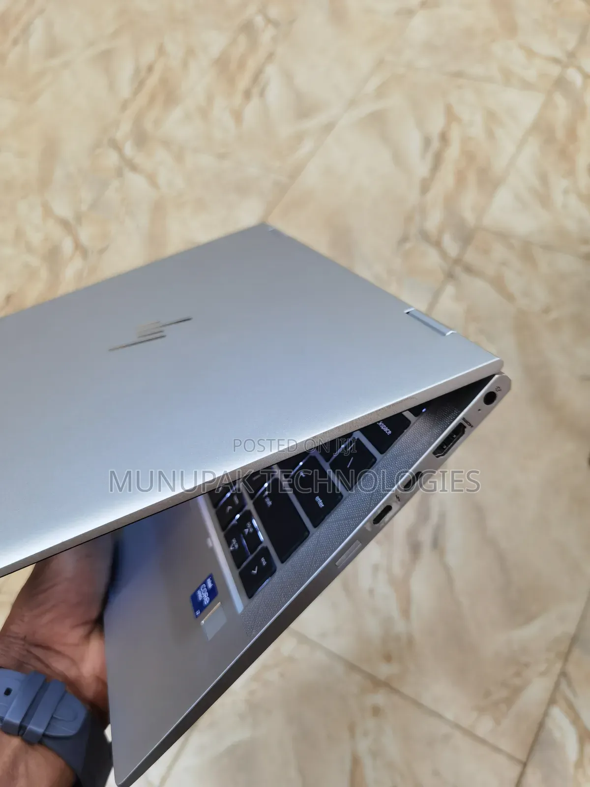 New Laptop HP EliteBook 830 G8 16GB Intel Core i7 SSD 1T