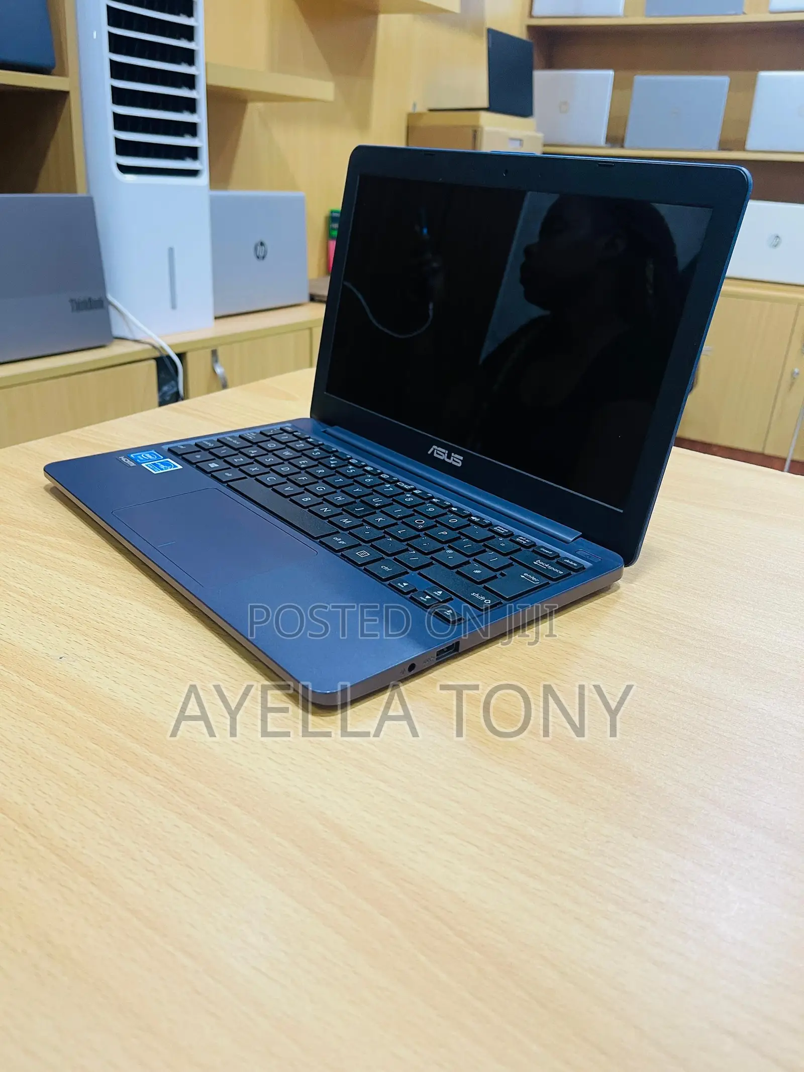 New Laptop Asus E203MA 2GB Intel Celeron SSD 32GB