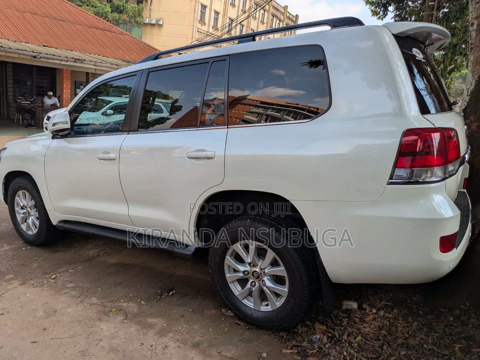 Toyota Land Cruiser Prado 2017 White