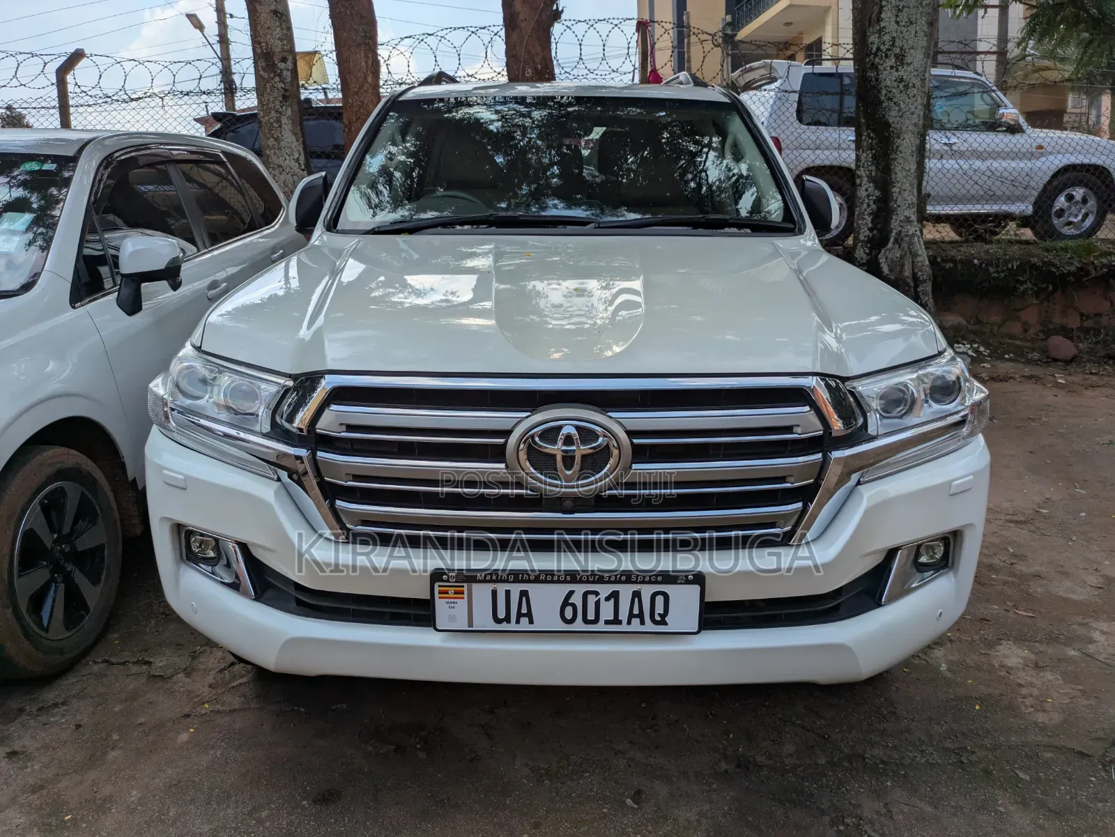 Toyota Land Cruiser Prado 2017 White