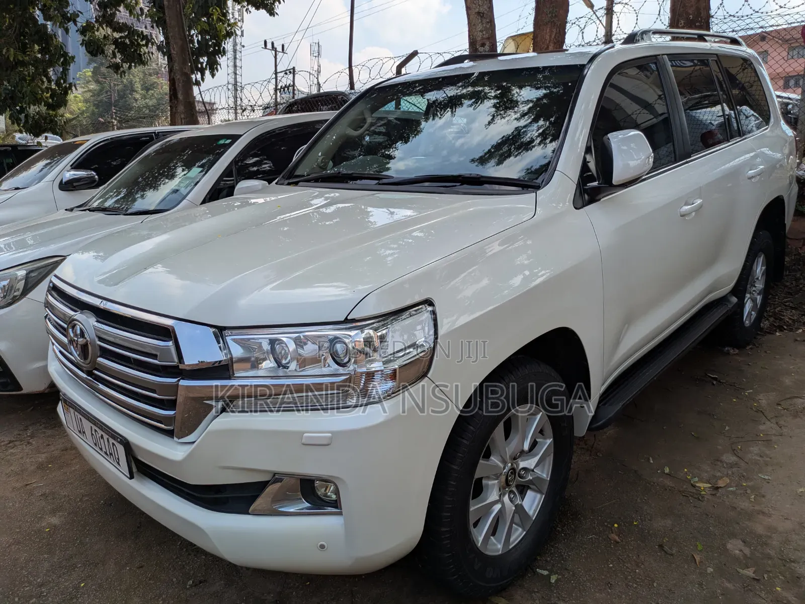 Toyota Land Cruiser Prado 2017 White
