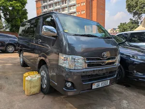 Toyota HiAce 2011 Gray