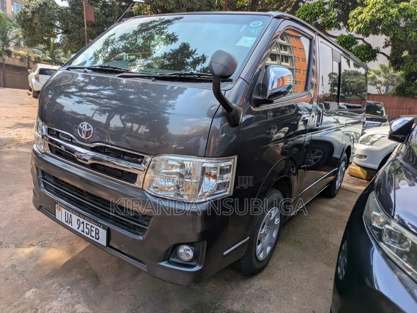 Toyota HiAce 2011 Gray
