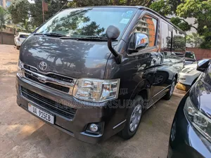 Toyota HiAce 2011 Gray