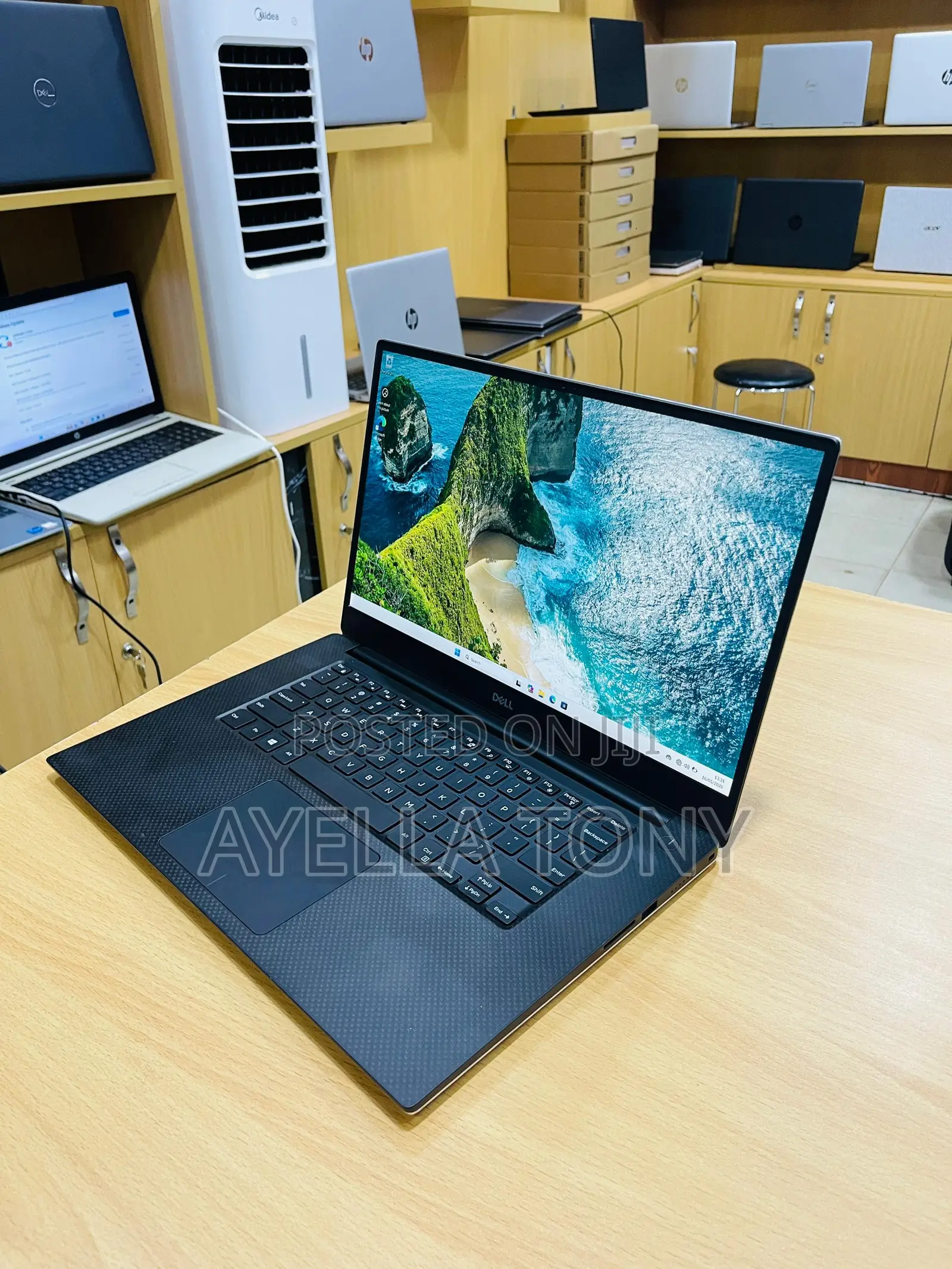 New Laptop Dell Latitude 5540 16GB Intel Core i7 SSD 256GB