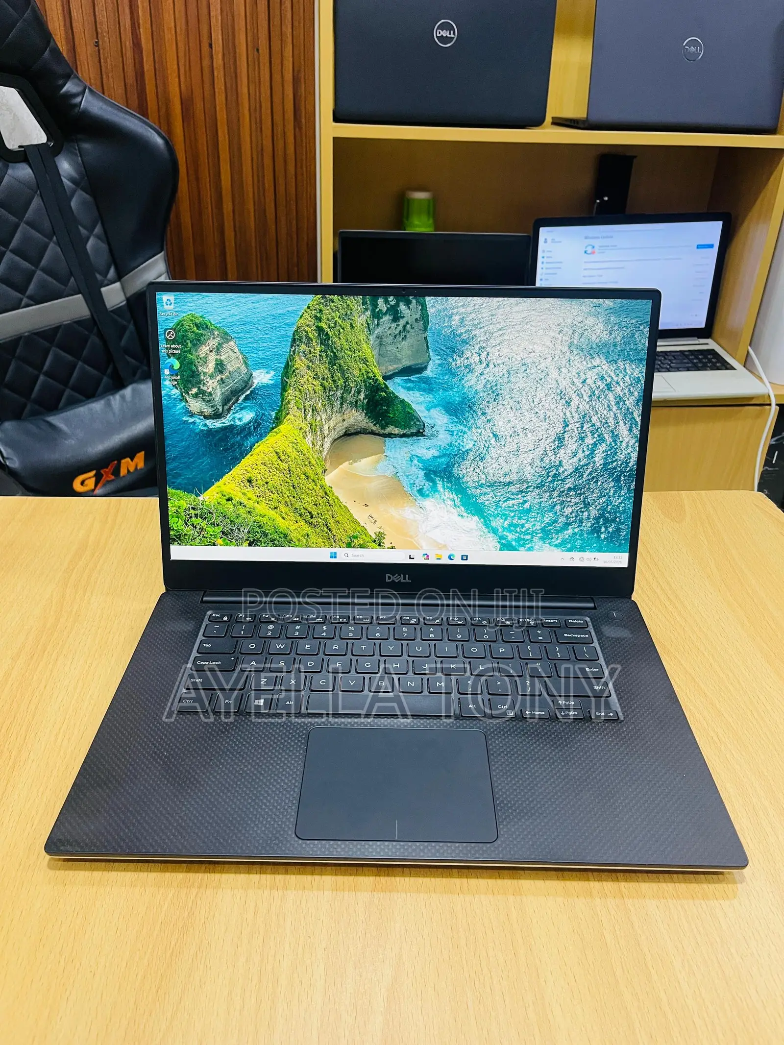 New Laptop Dell Latitude 5540 16GB Intel Core i7 SSD 256GB