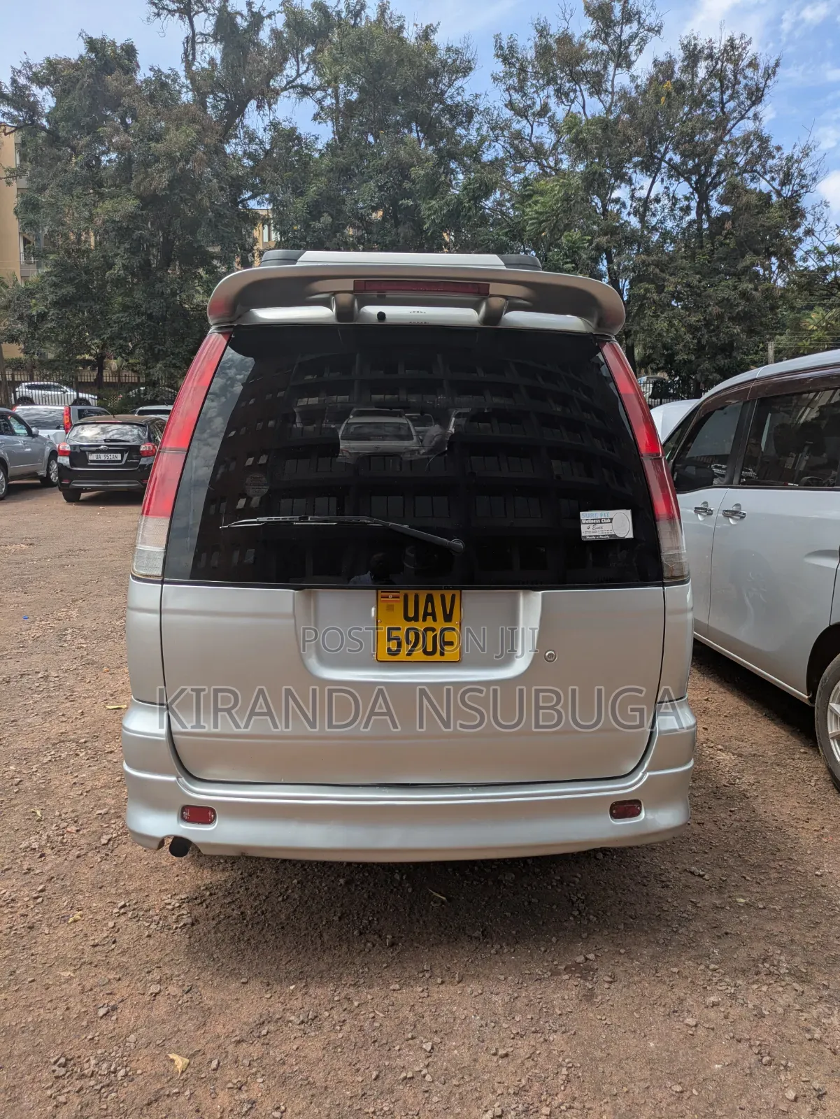 Toyota Noah 2001 Silver