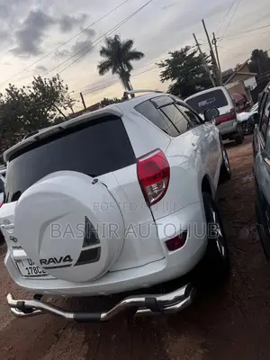 Toyota RAV4 2008 White