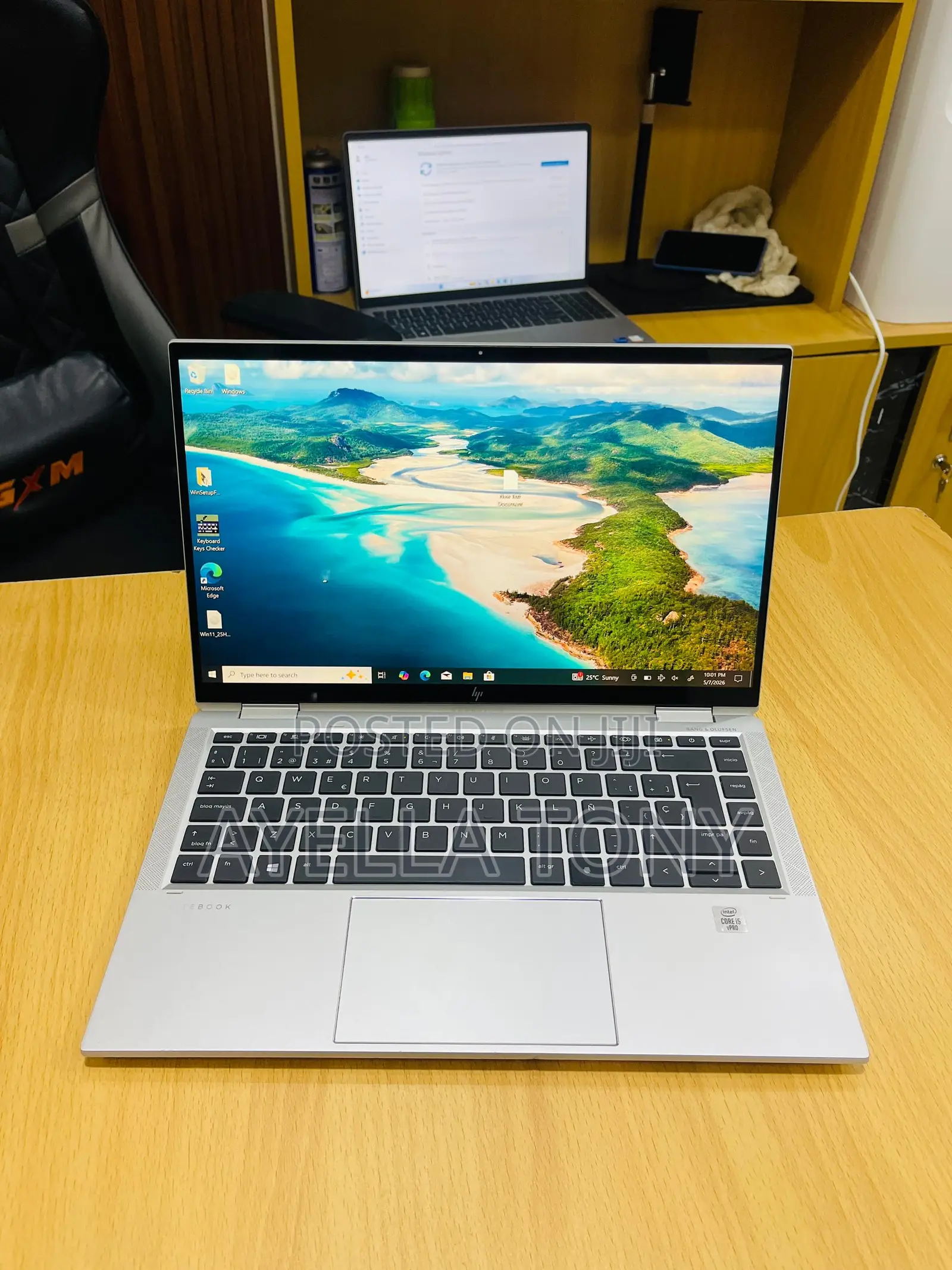 New Laptop HP EliteBook x360 1040 G7 16GB Intel Core i5 SSD 256GB