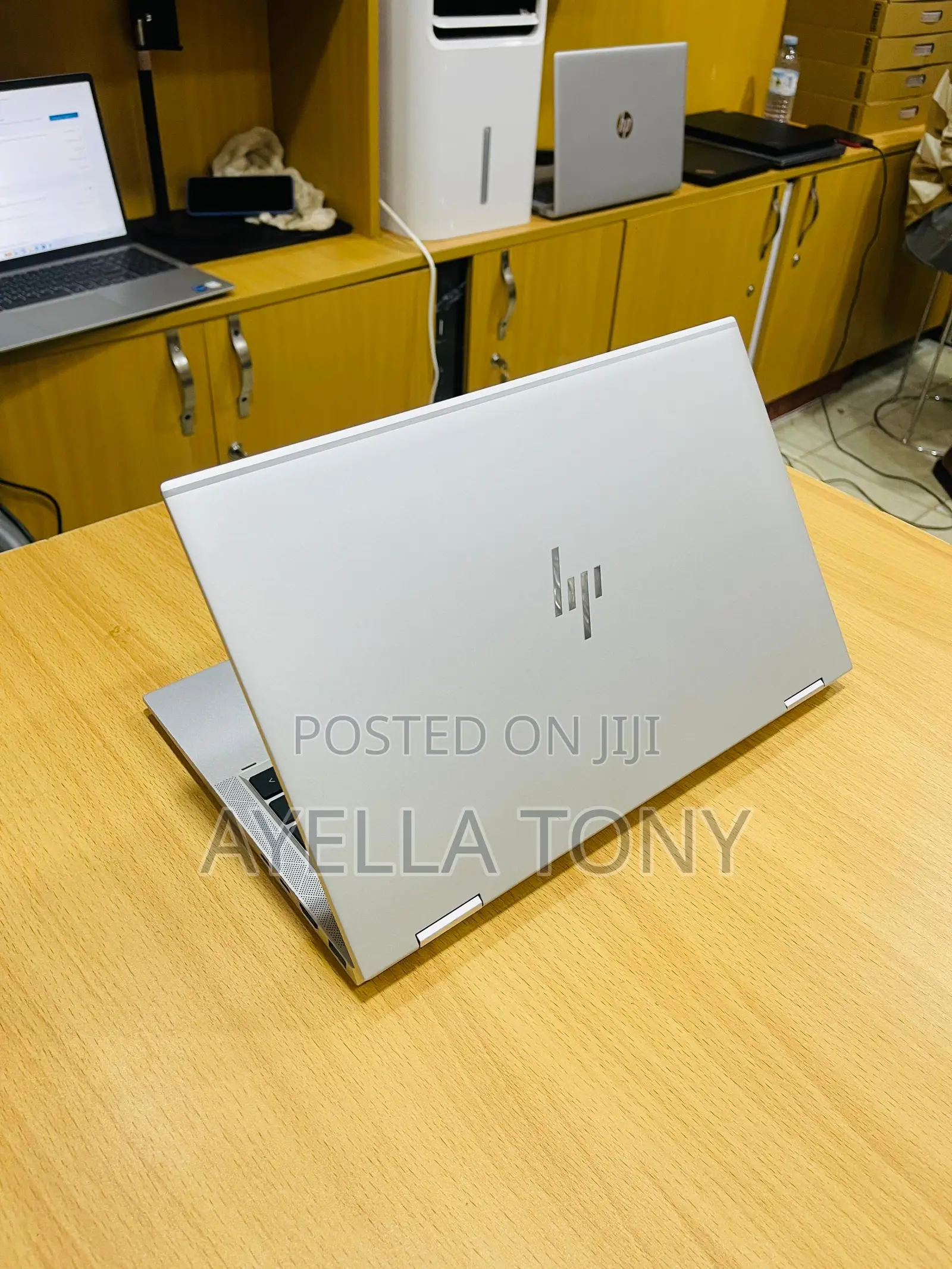New Laptop HP EliteBook x360 1040 G7 16GB Intel Core i5 SSD 256GB