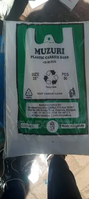 Plastic Carrier Bags/Polythene 25'' Per Carton of 20 Packs of 50 PCS