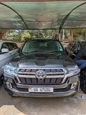 Toyota Land Cruiser Prado 2016 Black