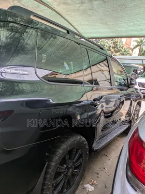 Toyota Land Cruiser Prado 2016 Black
