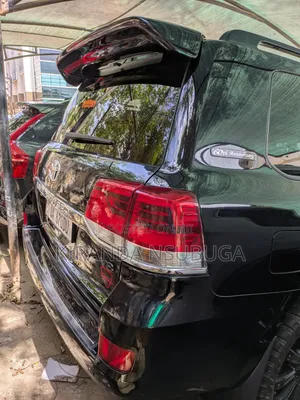 Toyota Land Cruiser Prado 2016 Black