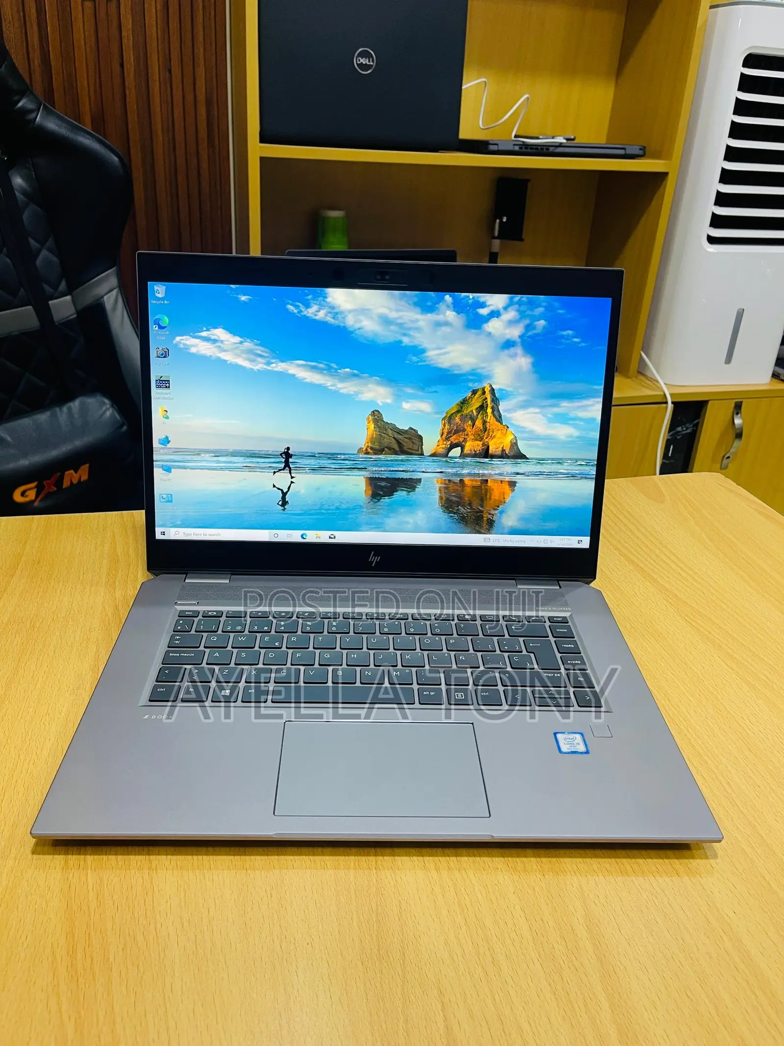 New Laptop HP ZBook Studio G5 16GB Intel Core i9 SSD 256GB