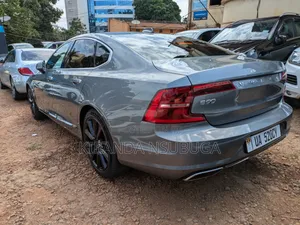 Volvo S 2021 Gray