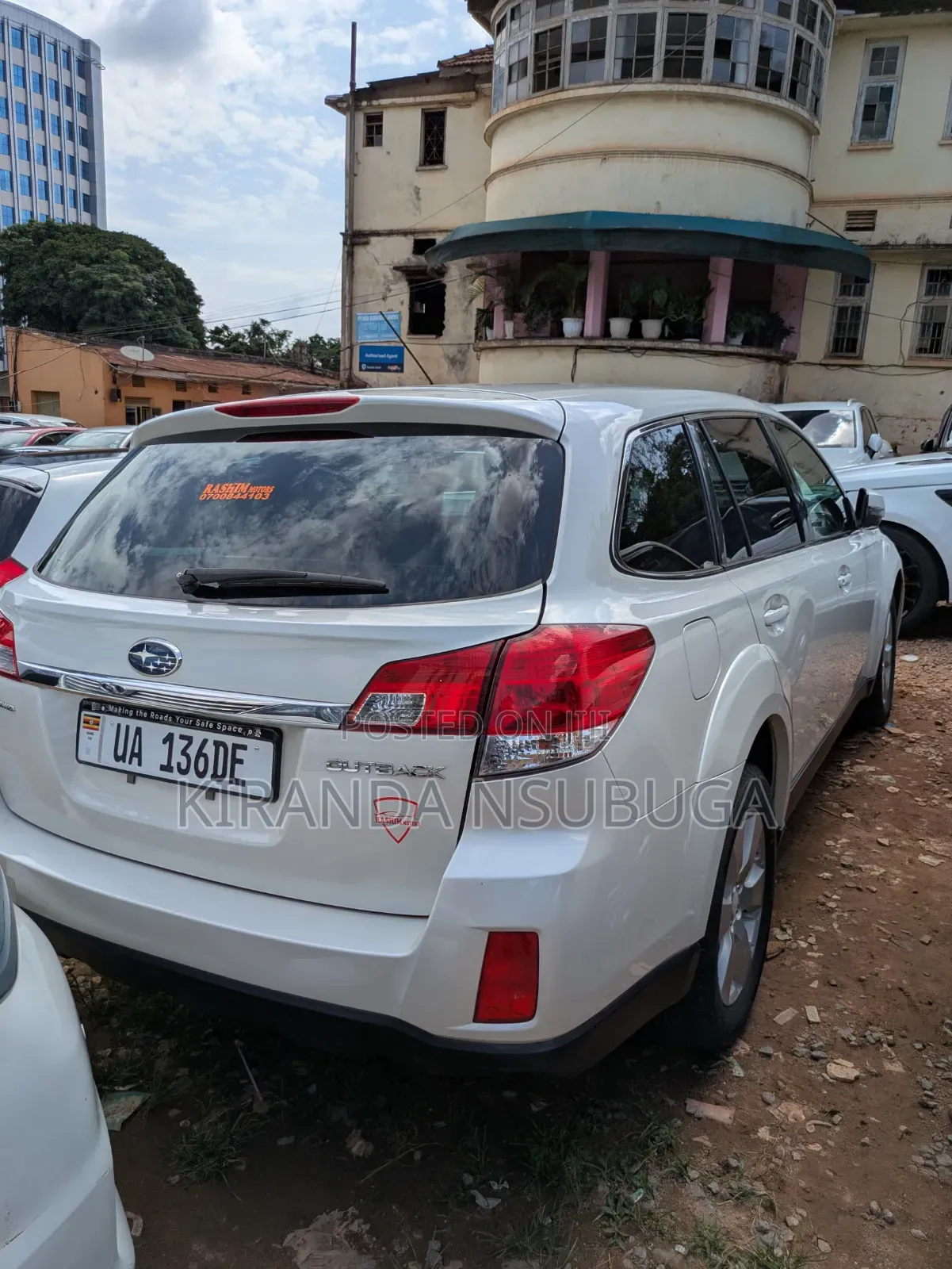 Subaru Outback 2010 White