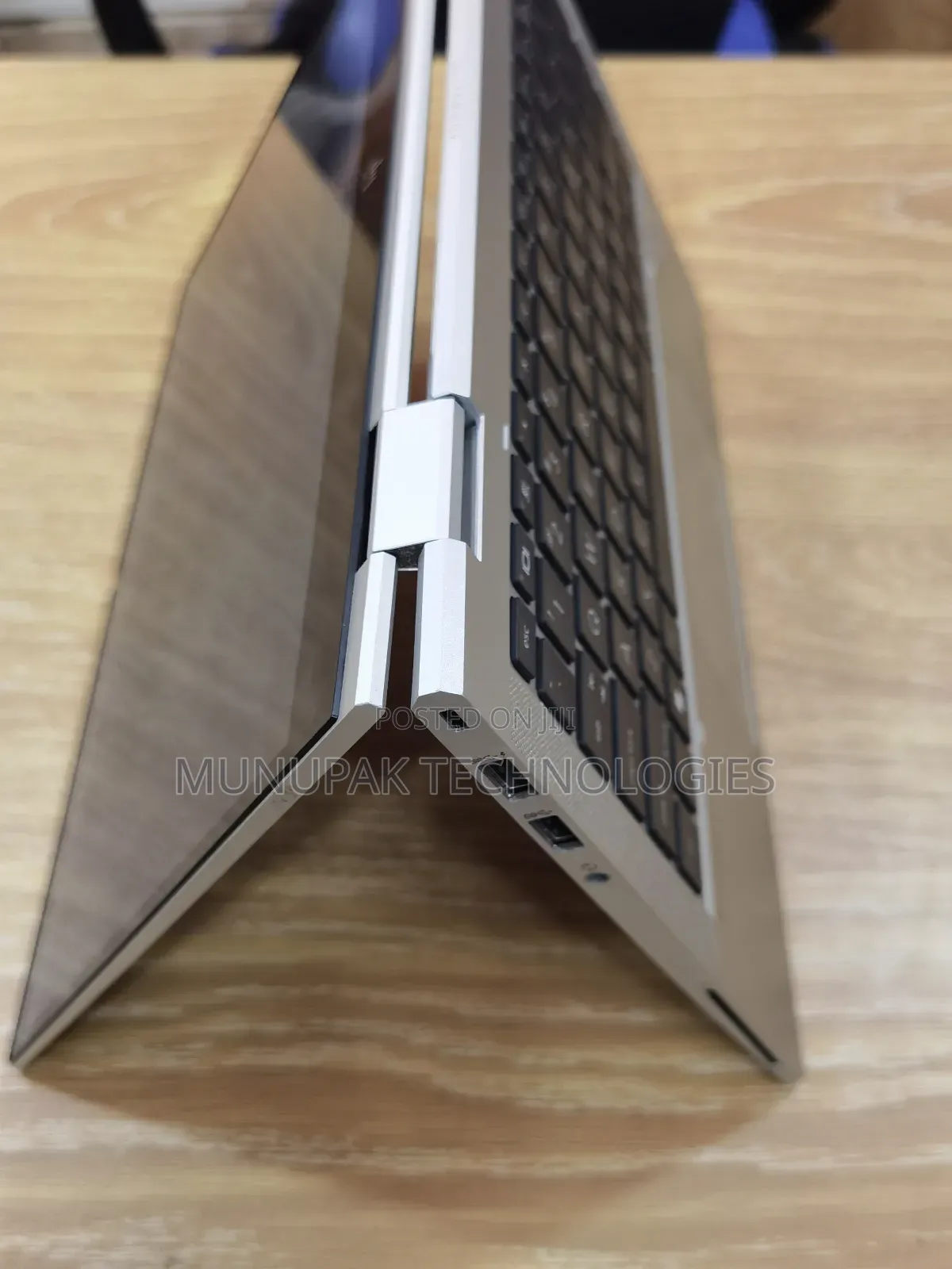Laptop HP EliteBook 830 G8 16GB Intel Core i5 SSD 256GB