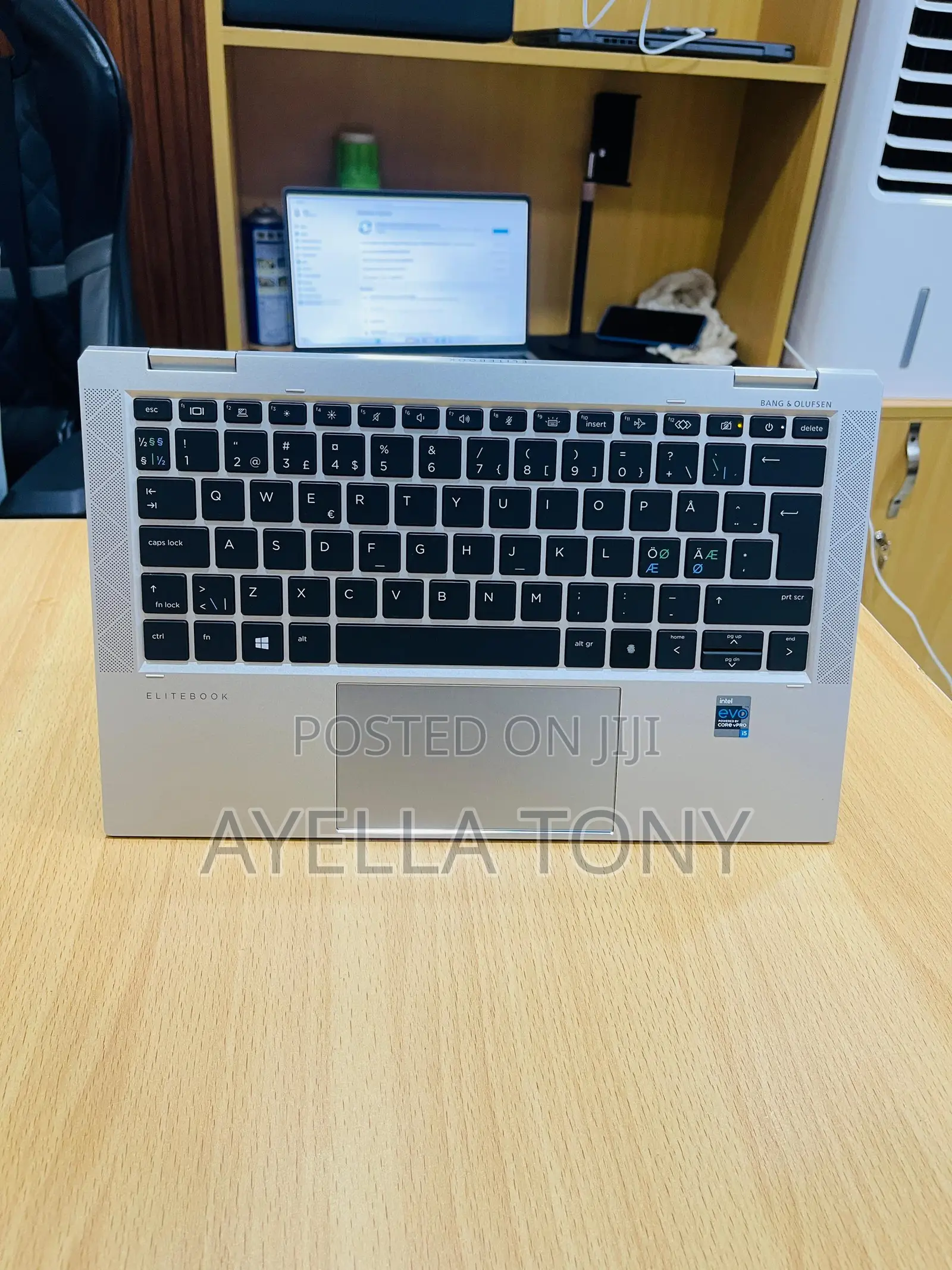 New Laptop HP EliteBook x360 1030 G8 16GB Intel Core i5 SSD 256GB
