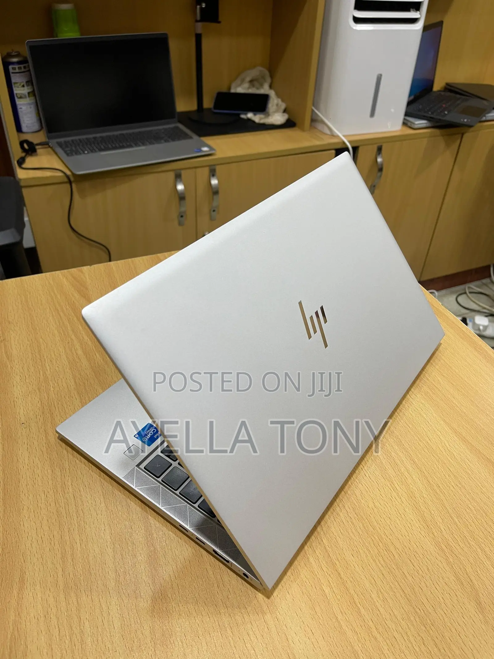 New Laptop HP EliteBook 840 G8 8GB Intel Core i5 SSD 256GB