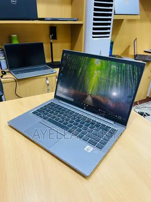New Laptop HP ZBook Firefly 14 G7 32GB Intel Core i7 SSD 512GB