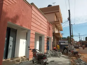2bdrm Townhouse/Terrace in Business Shops, Nabweru for sale