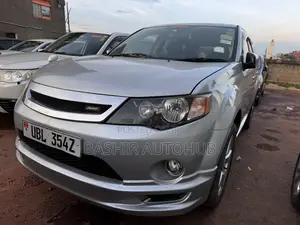 Mitsubishi Outlander 2009 Silver