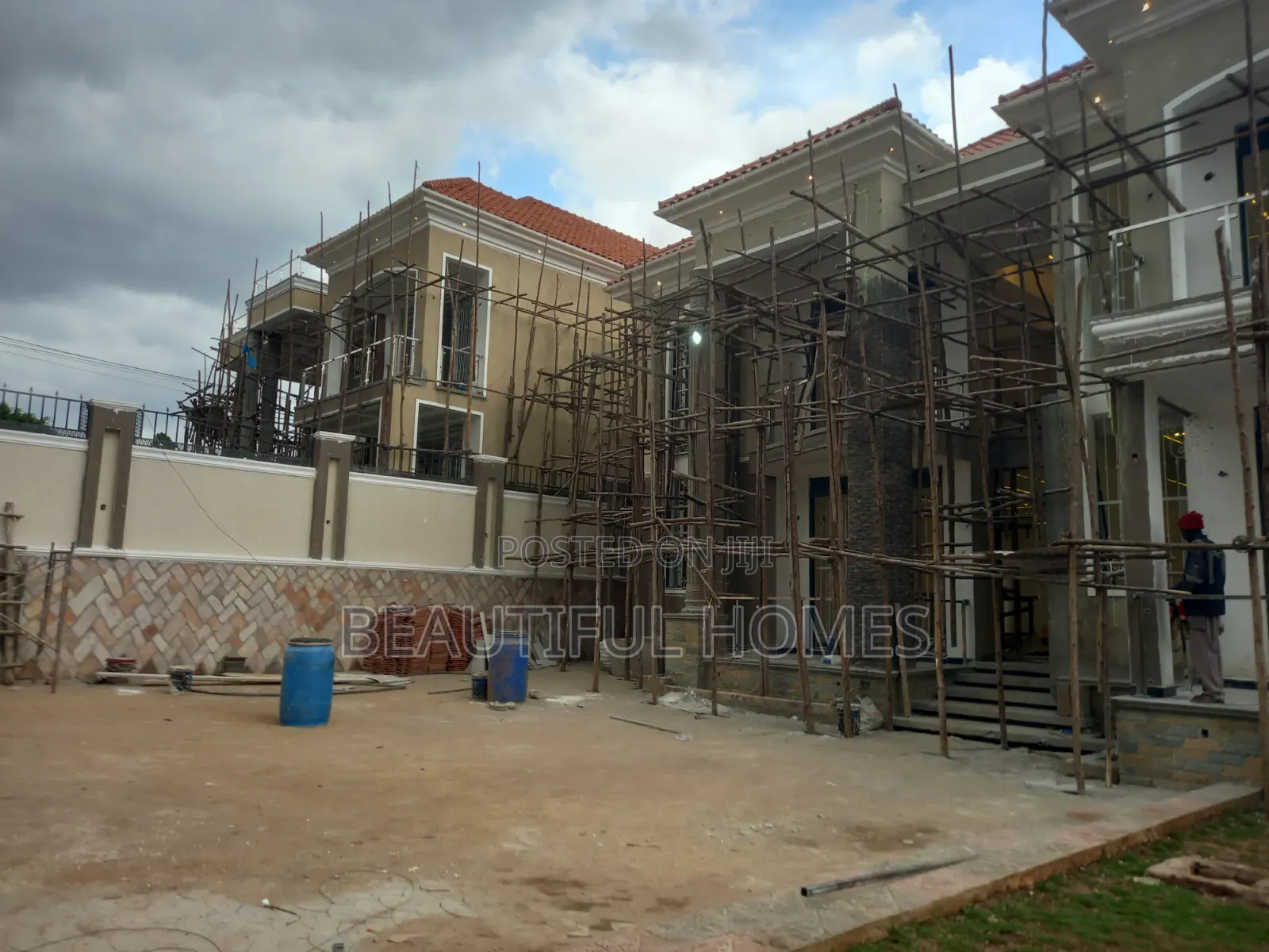 Furnished 6bdrm Mansion in Najjera, Nakawa for sale