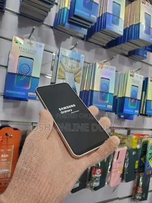 Samsung Galaxy M16 256 GB Gold