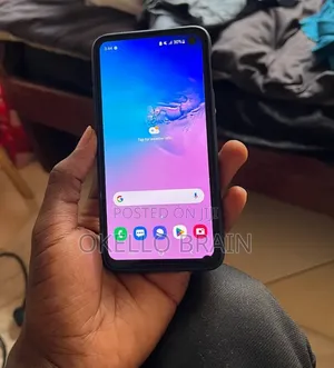Samsung Galaxy S10e 128 GB Blue