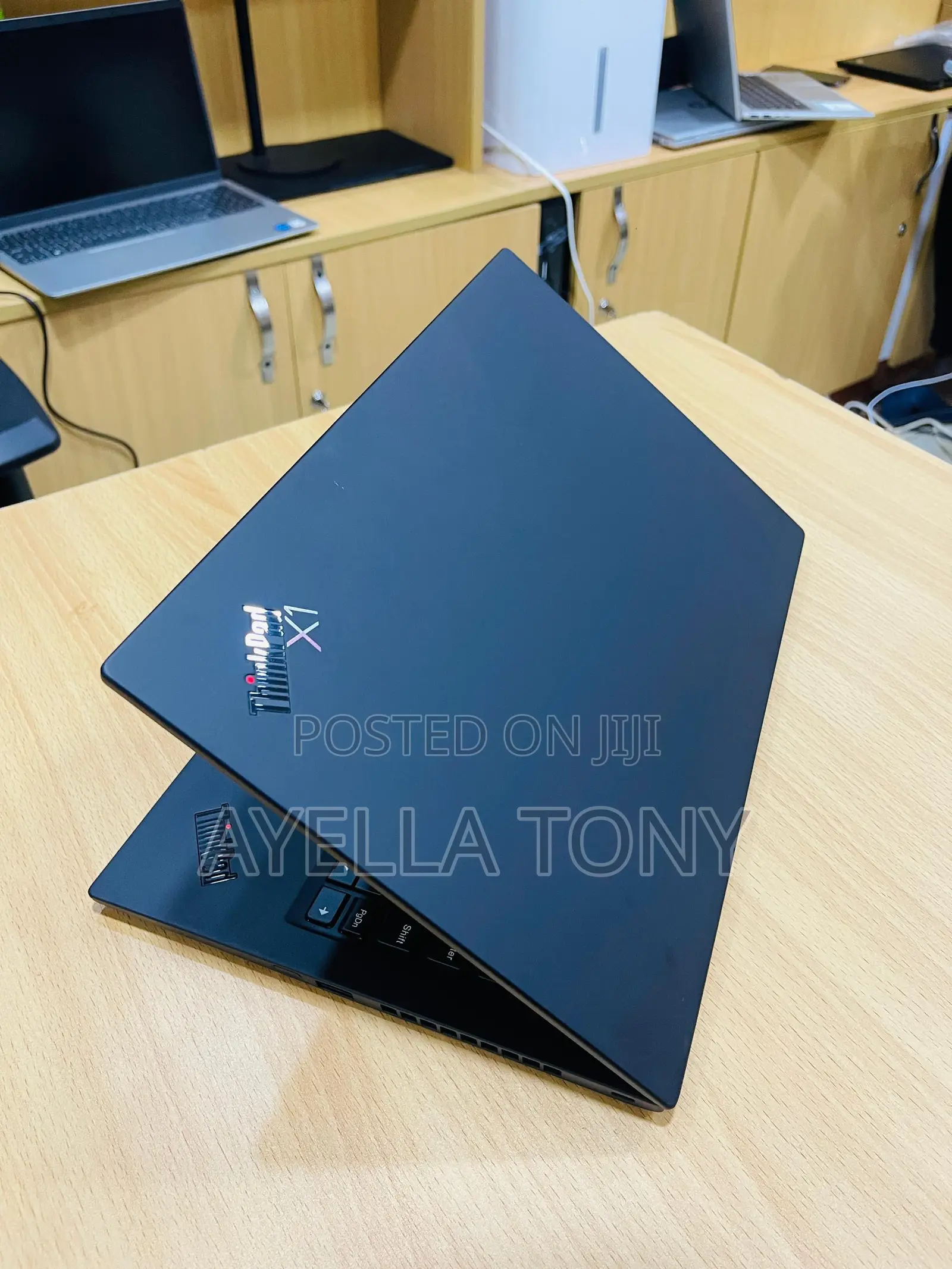 New Laptop Lenovo ThinkPad X1 Carbon 16GB Intel Core i5 SSD 256GB