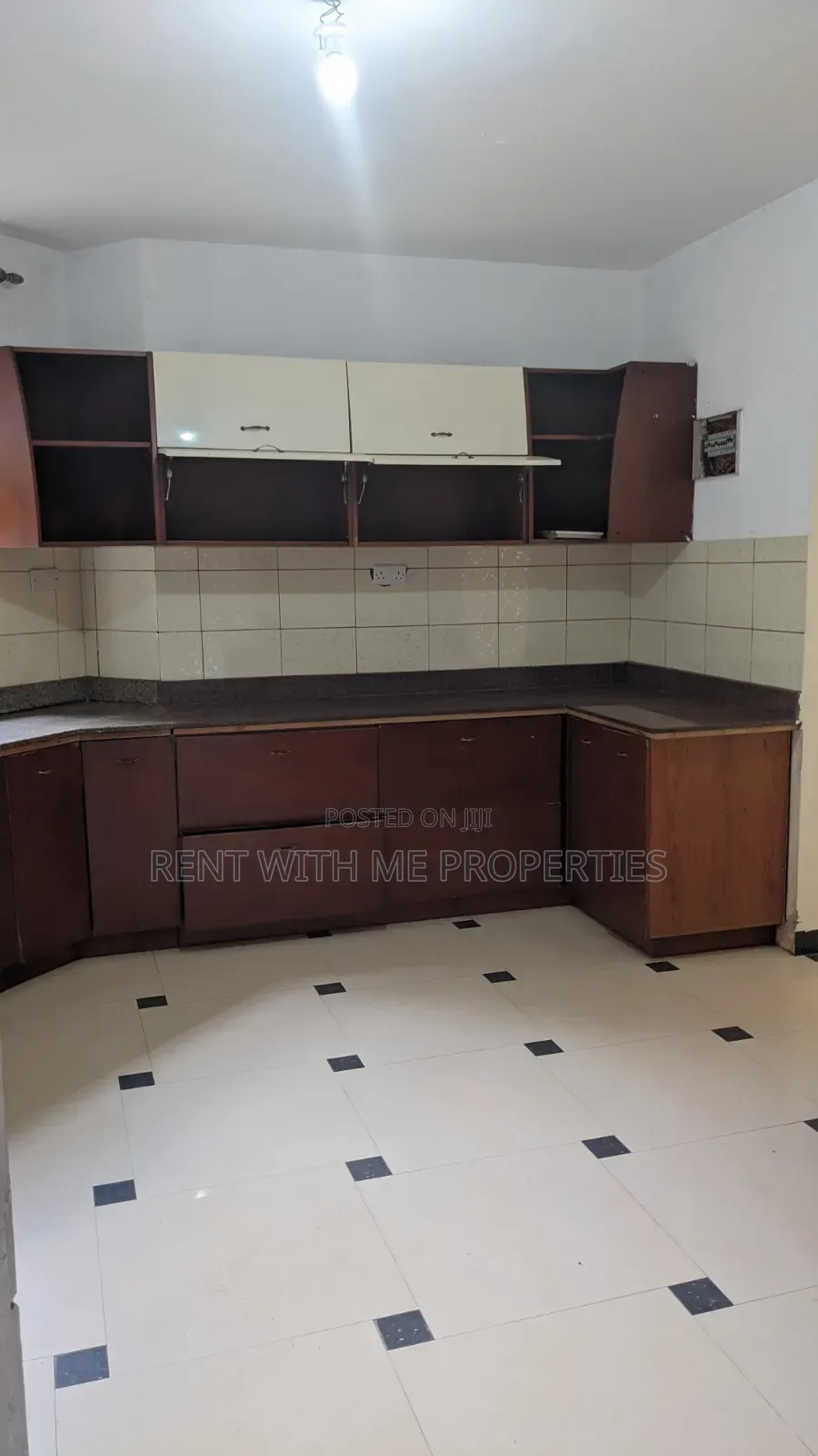 5bdrm Apartment in Twin, Central Division for rent