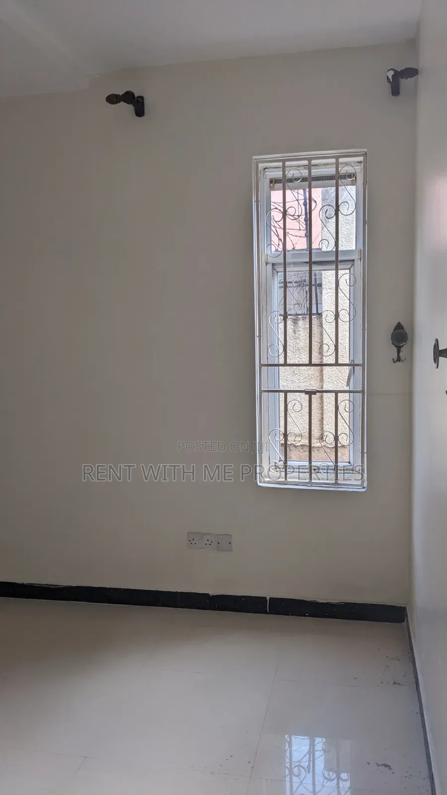 5bdrm Apartment in Twin, Central Division for rent