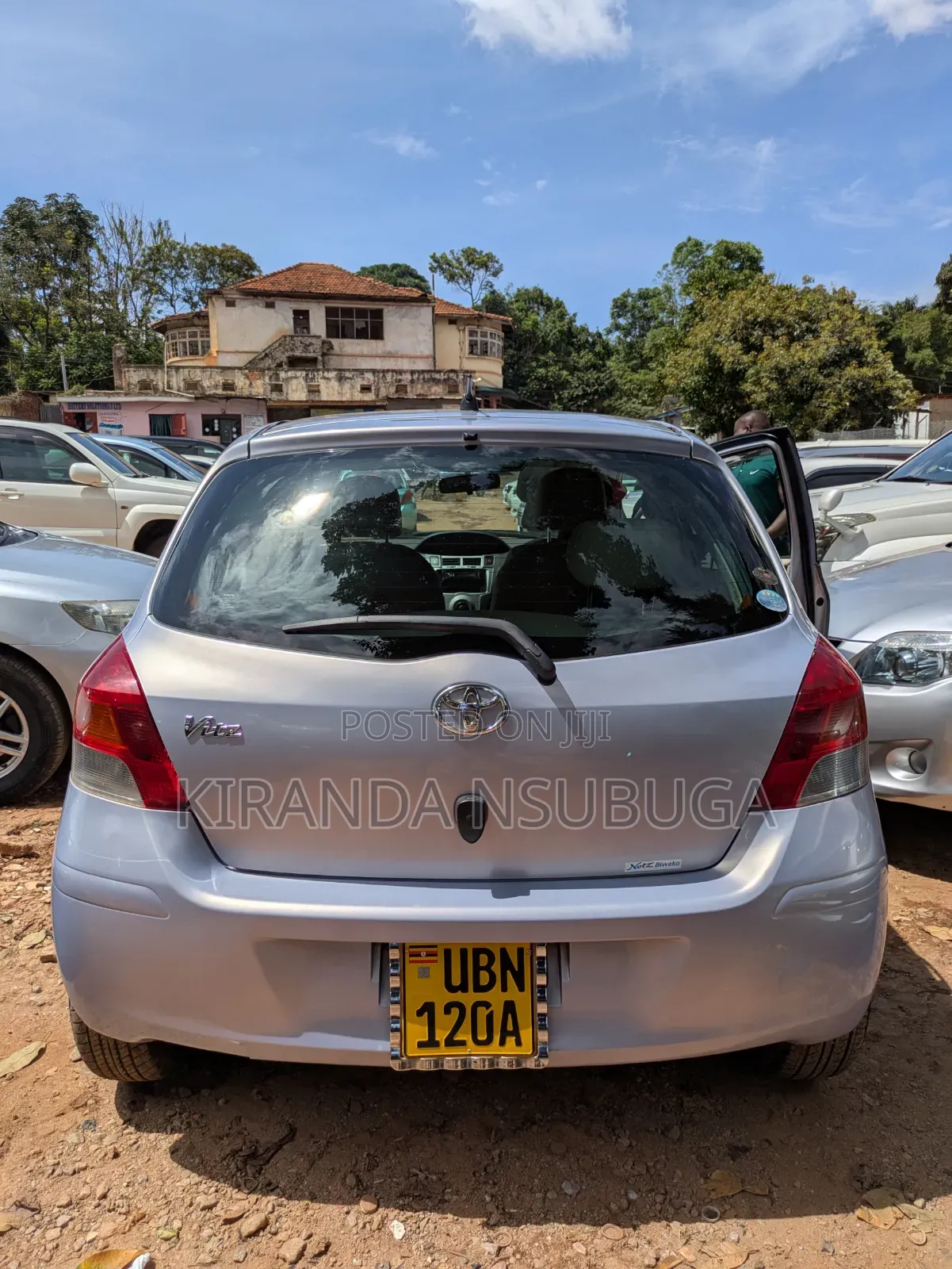Toyota Vitz 2008 Silver